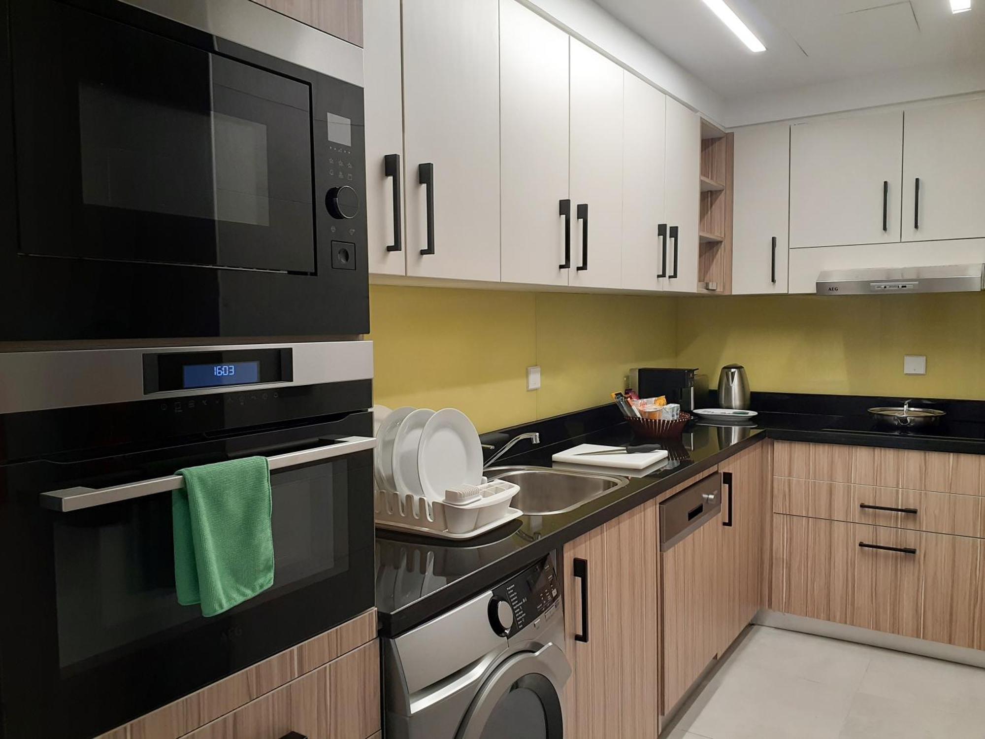 Somerset West Bay Doha Exterior foto