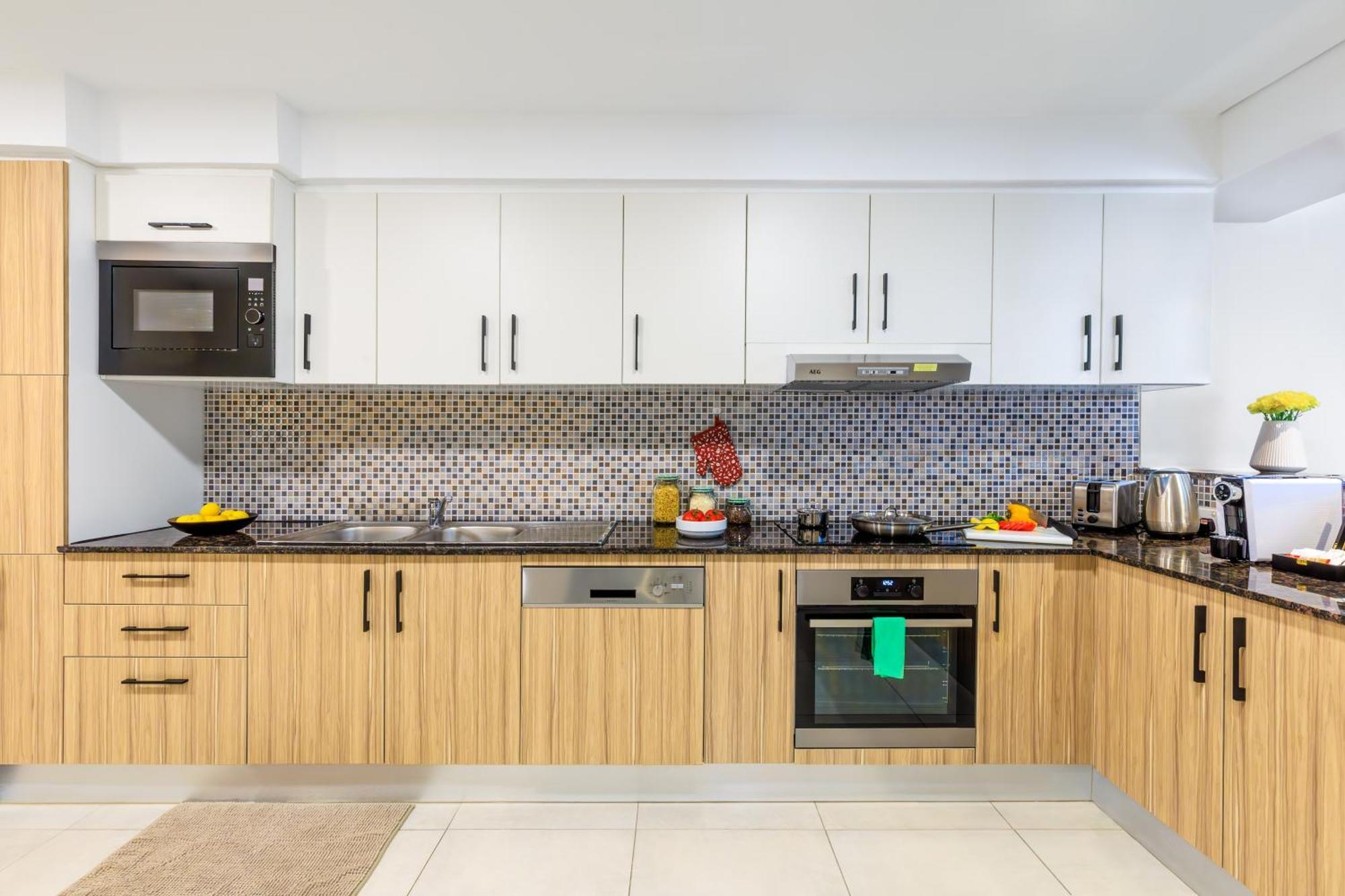 Somerset West Bay Doha Exterior foto A modern Australian kitchen